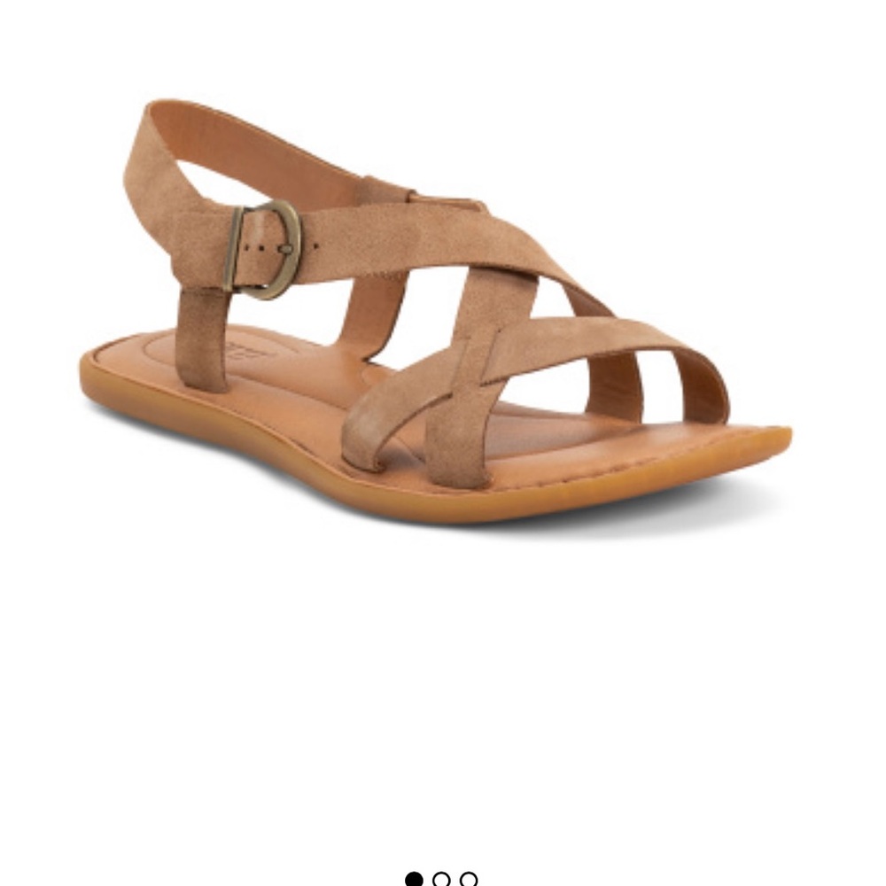 NEW - Born Suede “Ruben” Strappy Sandals with buckle closure - Tan Color - Sz 8